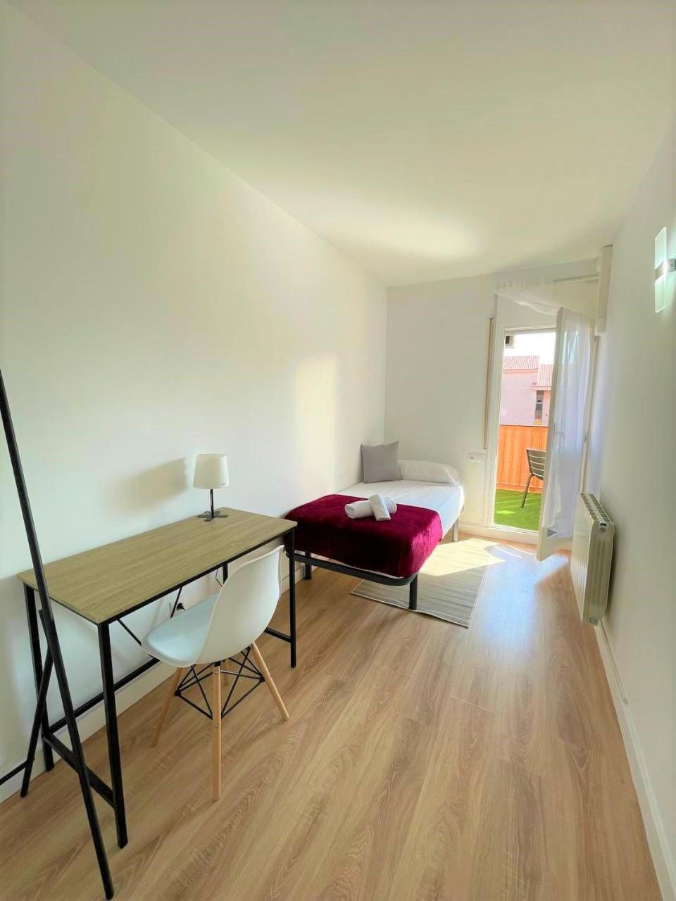 Ferienwohnung Apartamento Con Piscina Y Gran Terraza Con Vistas - Muy Cerca De La Playa, El Centro Y La Estacion Vilassar De Mar Exterior foto
