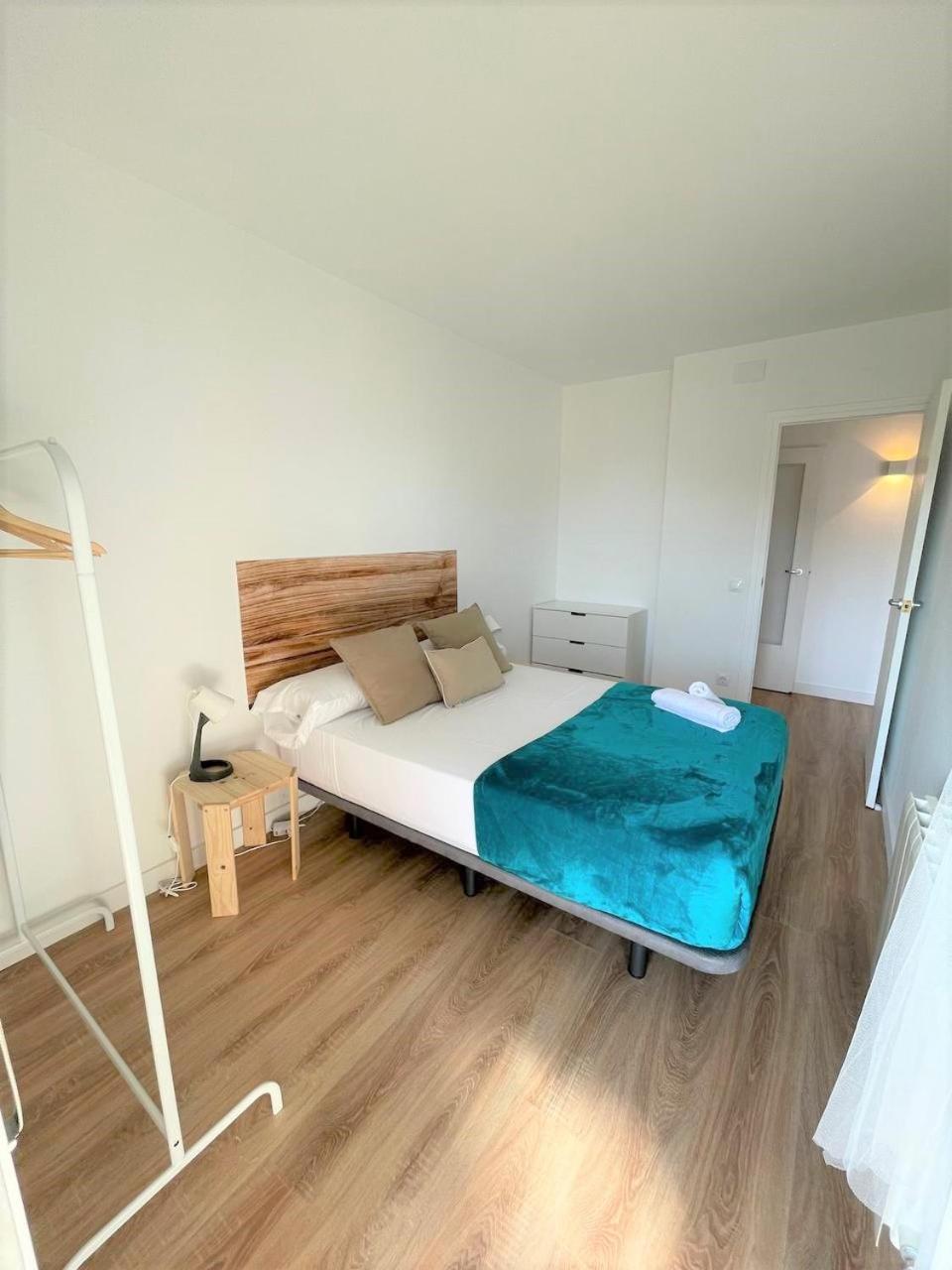 Ferienwohnung Apartamento Con Piscina Y Gran Terraza Con Vistas - Muy Cerca De La Playa, El Centro Y La Estacion Vilassar De Mar Exterior foto