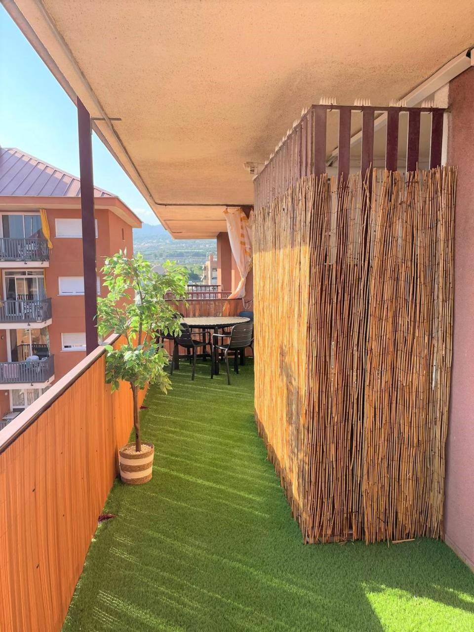 Ferienwohnung Apartamento Con Piscina Y Gran Terraza Con Vistas - Muy Cerca De La Playa, El Centro Y La Estacion Vilassar De Mar Exterior foto